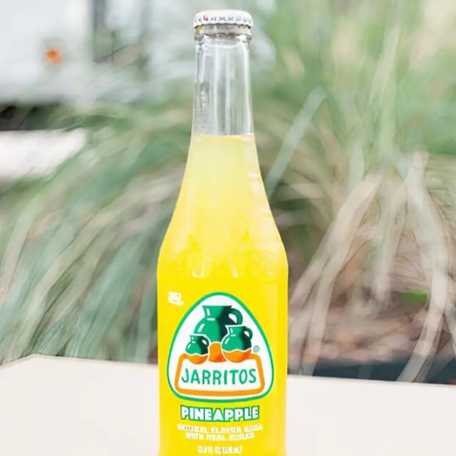 Pineapple Jarritos.