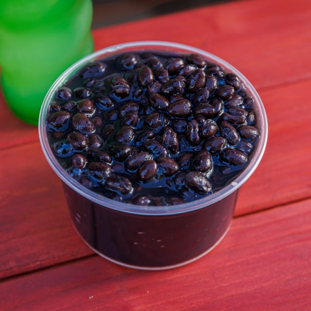 Black Seasoned Beans 8 oz..